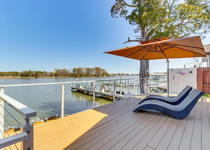 White Sail On The Potomac - Coastal Modern
